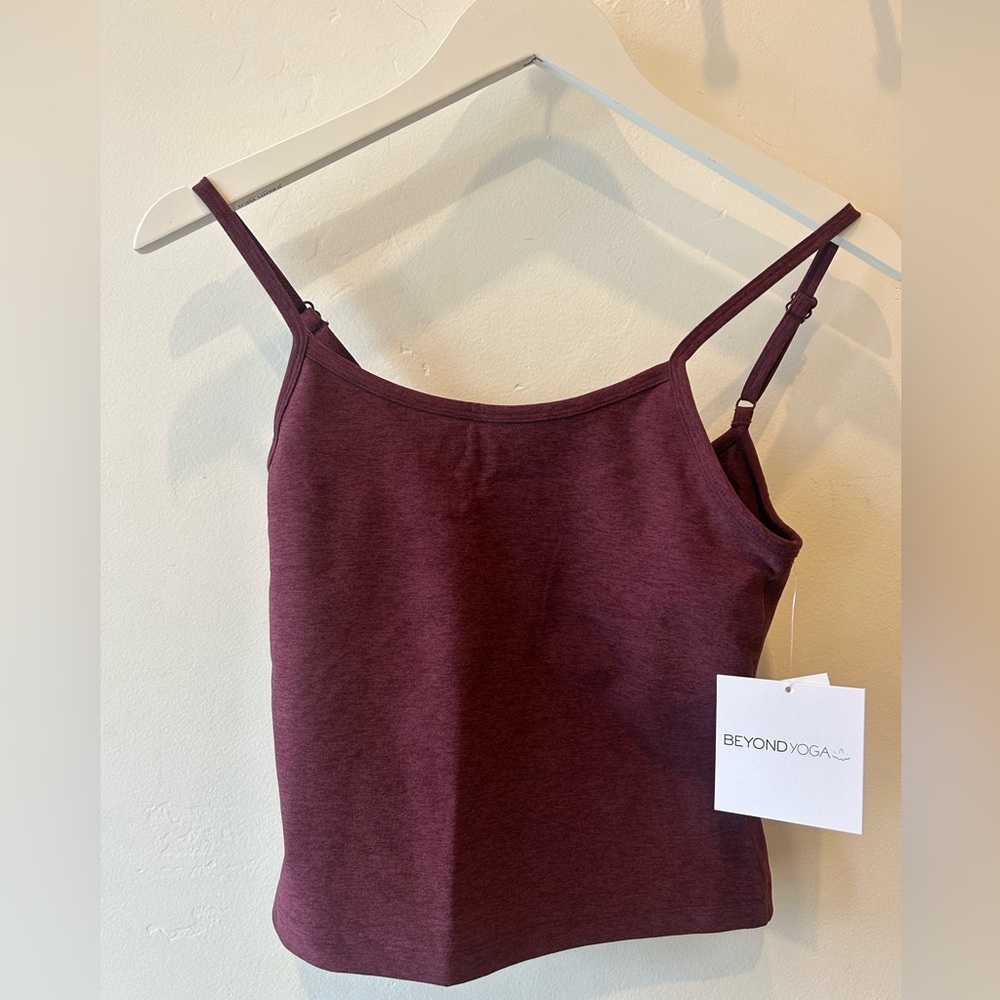 Beyond Yoga midnight burgundy tank size small